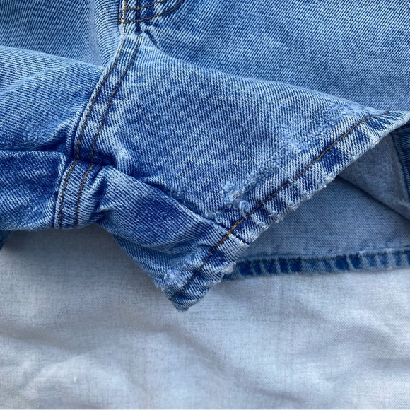 Vintage Jean Shorts Women’s Size 30 Denim High Rise Distressed Cotton - Picture 3 of 7